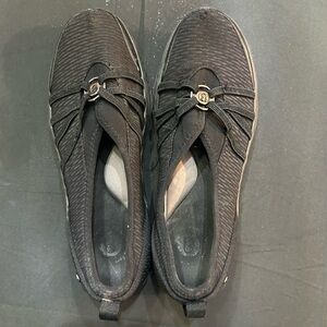 Bzees Black Women's‎ Loafers